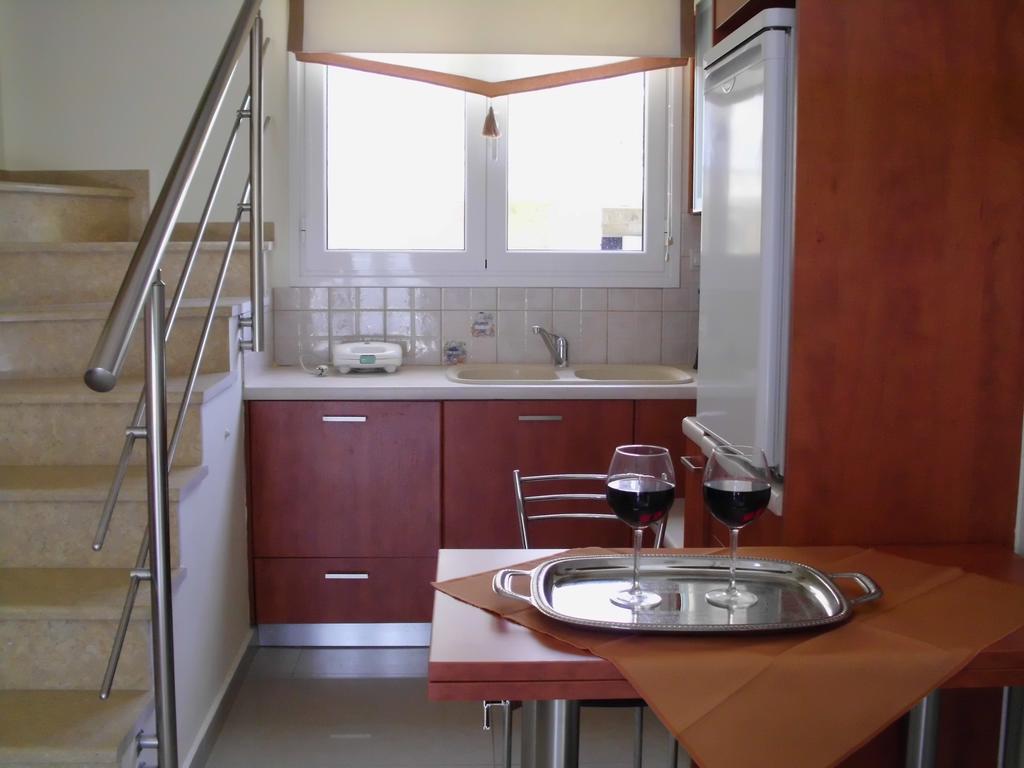 Villa Christine - Maisonettes With Fireplace Аливерион Екстериор снимка