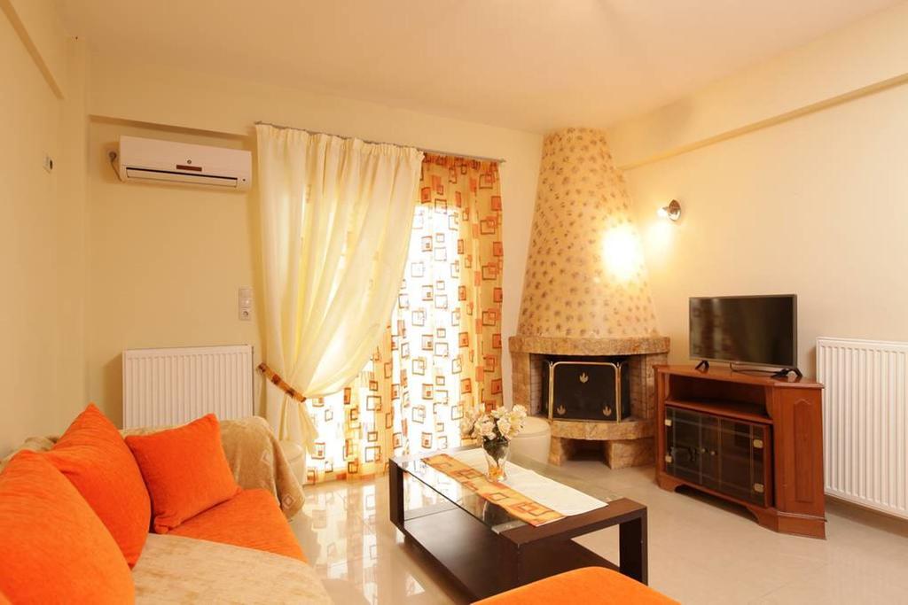 Villa Christine - Maisonettes With Fireplace Аливерион Екстериор снимка