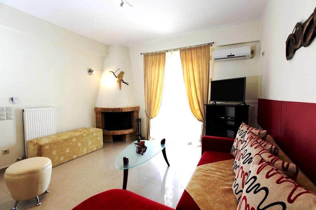 Villa Christine - Maisonettes With Fireplace Аливерион Екстериор снимка